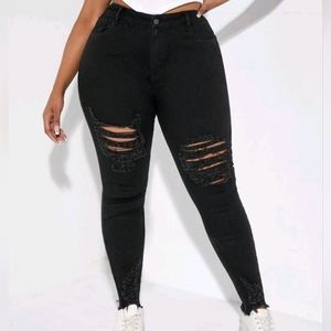 Boutique Black Distressed Jeans
